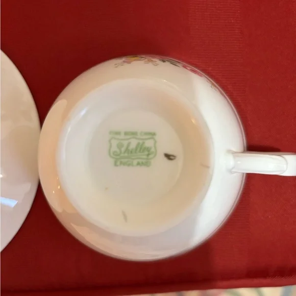 TWO (2) Shelley Fine Bone China-2 cup and saucer set - Picture 4 of 9